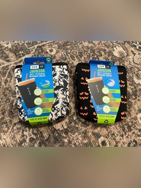 Sok It Javasok
Halloween cup sleeves
Lot of 2
Medium 22-28 ozs